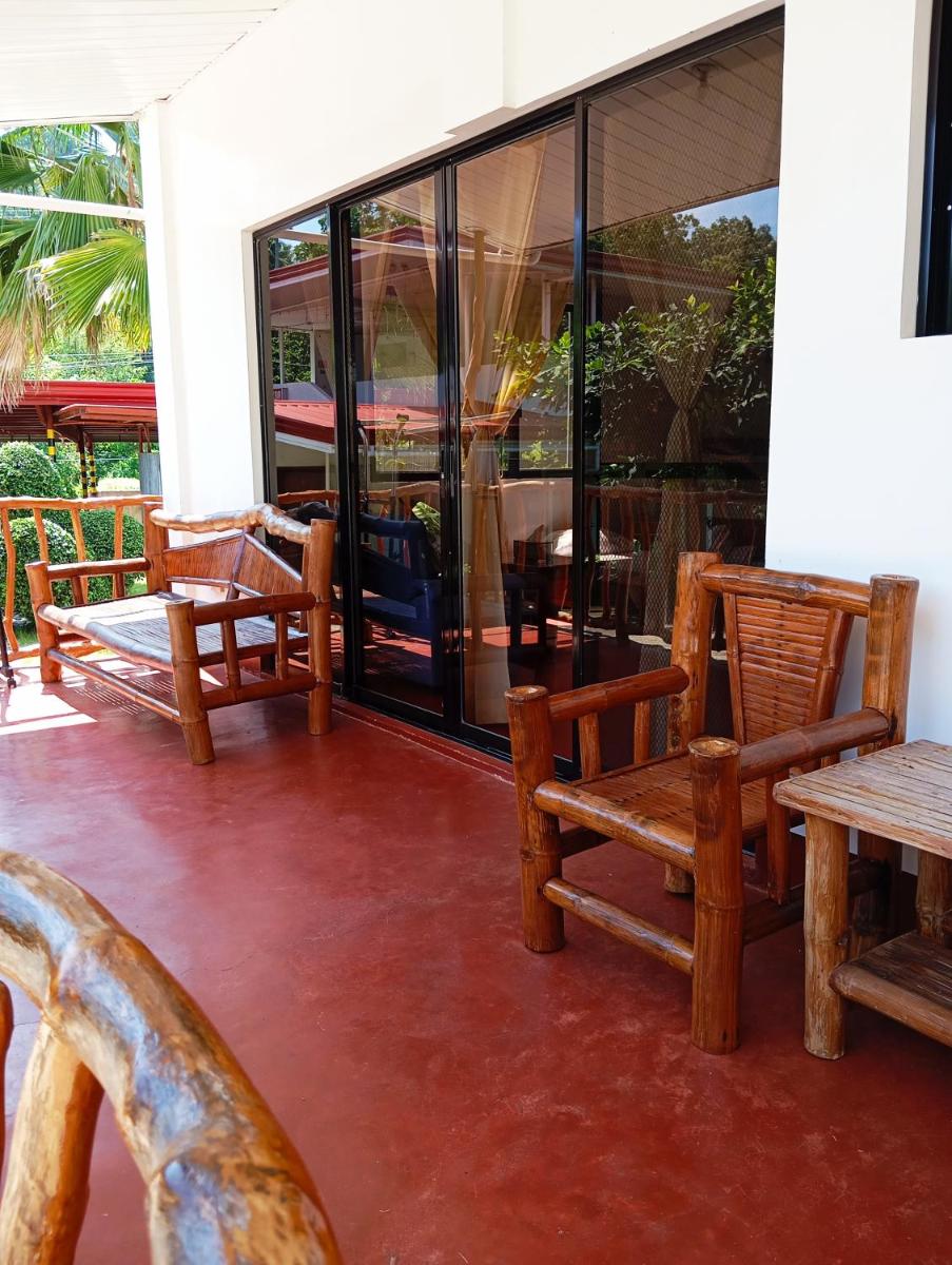 Tongatok Cliff Resort - Housity