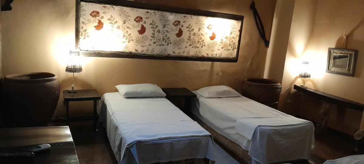 Americo Pousada e Hostel - Housity