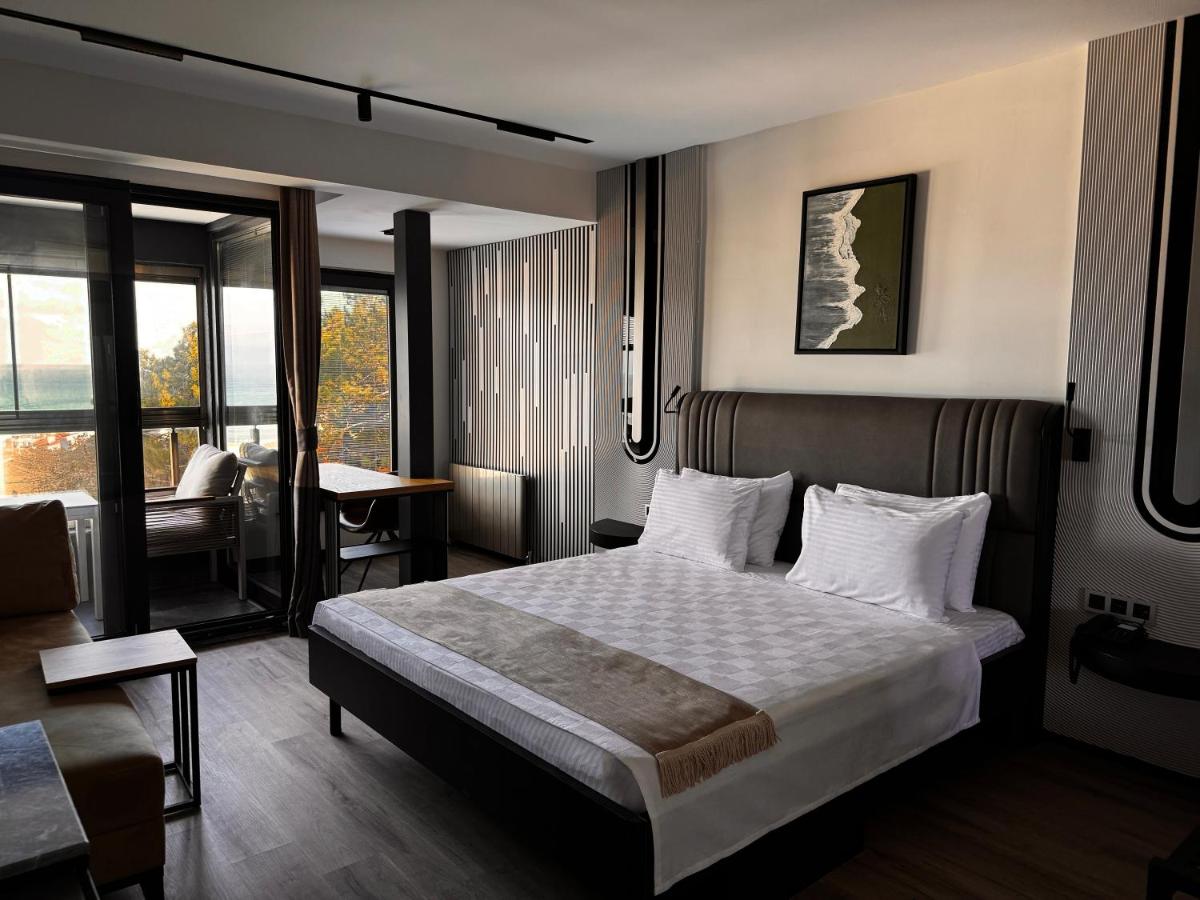 Villa Business Hotel Istanbul Airport - Housity