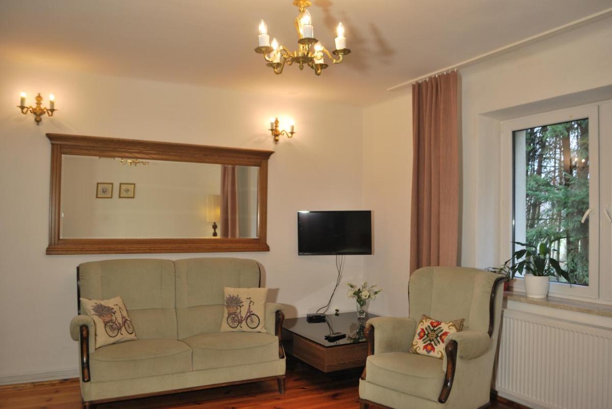 Agroturystyka pod Czarną Sosną - Housity