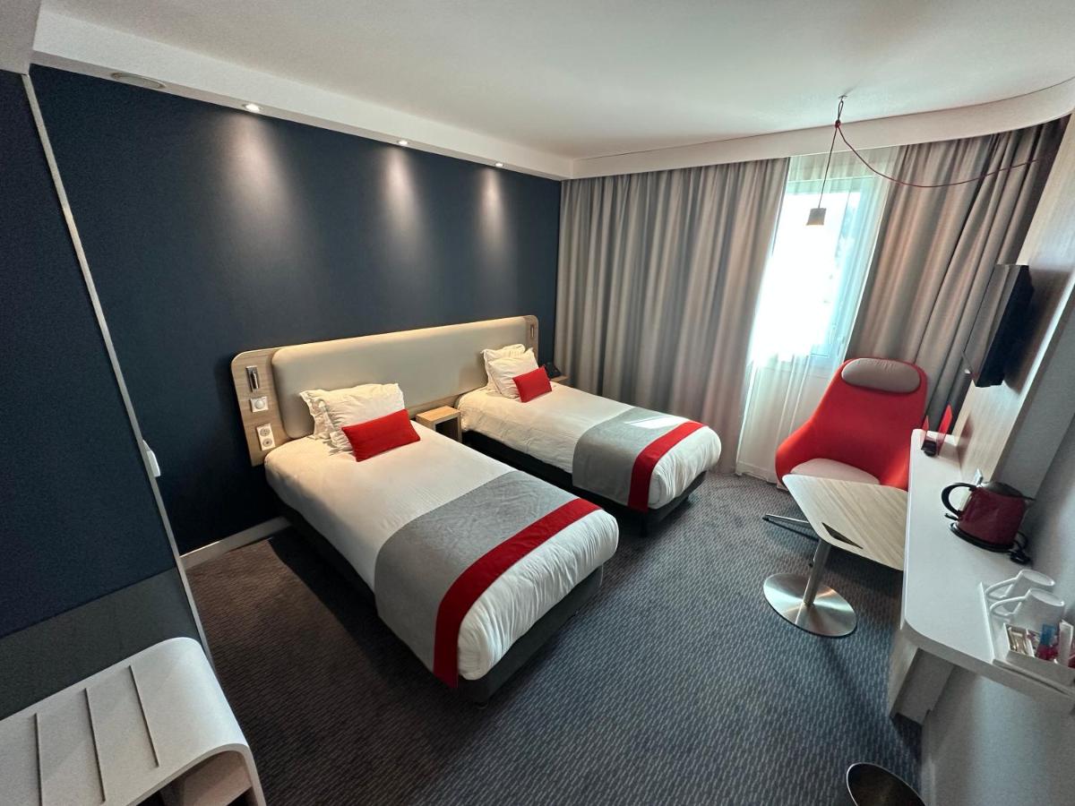 Holiday Inn Express Paris - Velizy by IHG - Housity
