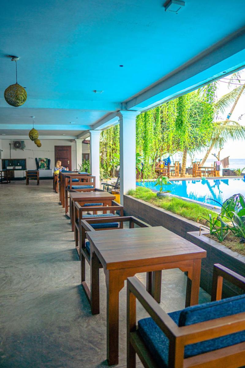 Cool Beach Hotel - Hizvo