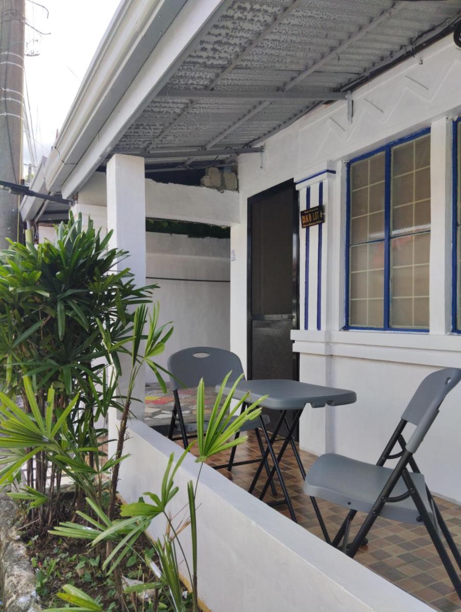 Laly's B8 cozy Vacation Townhouse - 10km to SBMA - Housity