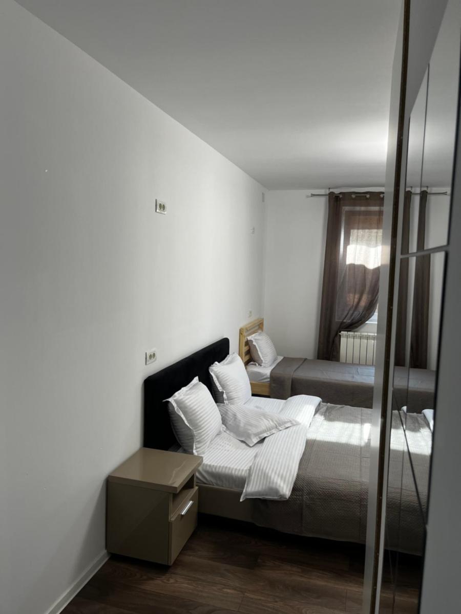 La nuferi lac to Therme & Aeroport Otopeni - Housity