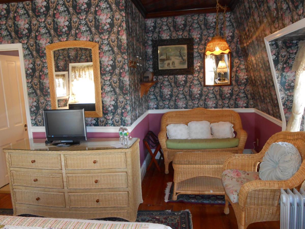 Angel of the Sea Bed and Breakfast - Housity