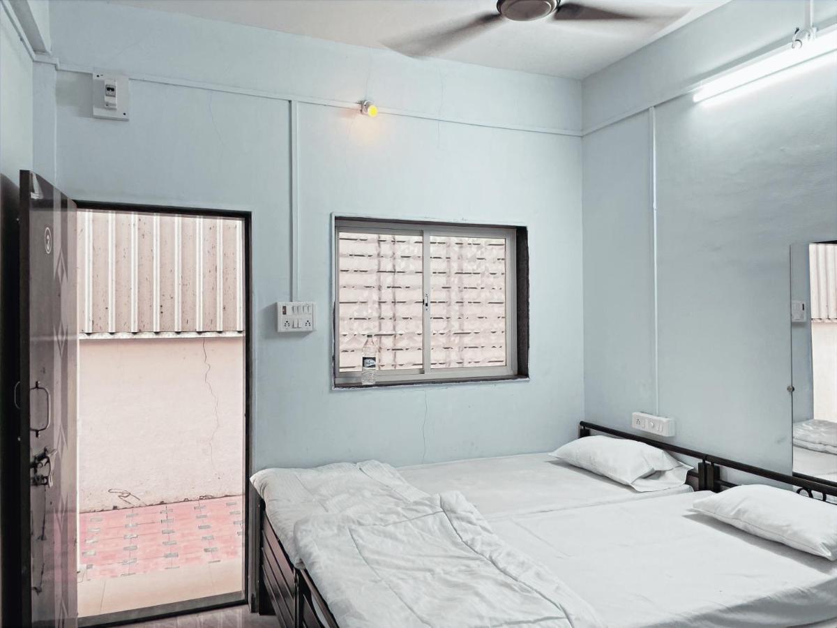 Fulgulab Lawns and Home Stay - Housity