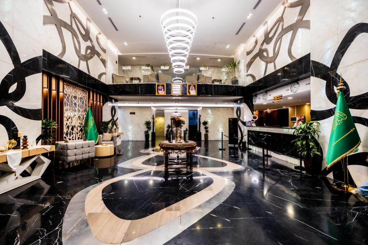 Mora Hotel By Pioneer - Housity