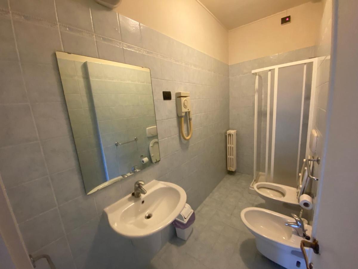 hotel lido - Housity