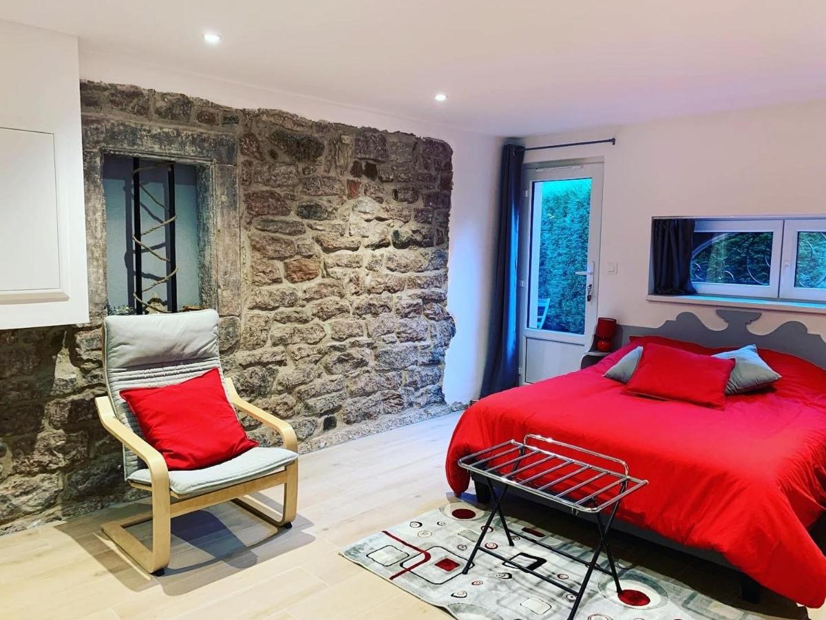 Chambres d'Hôtes La Petite Odile - Housity