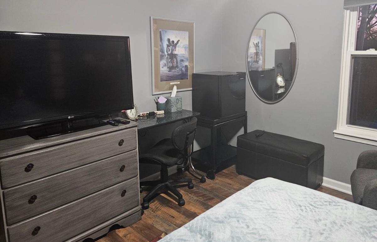 Indys Hidden Gem - Housity