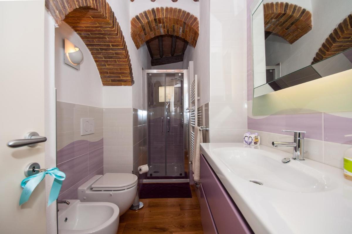 Castle Holiday Home - Housity