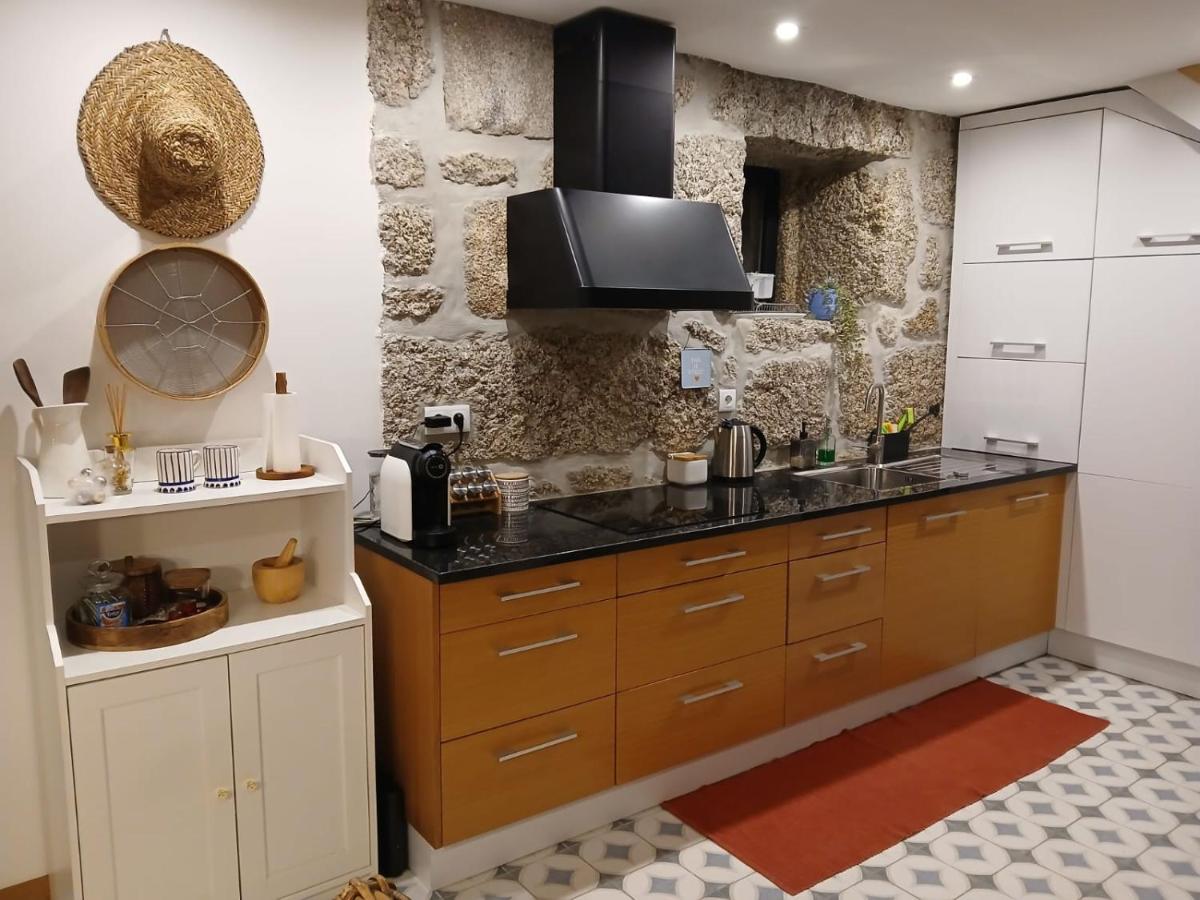 Villa Dos Santos - Gerês Country House - Housity