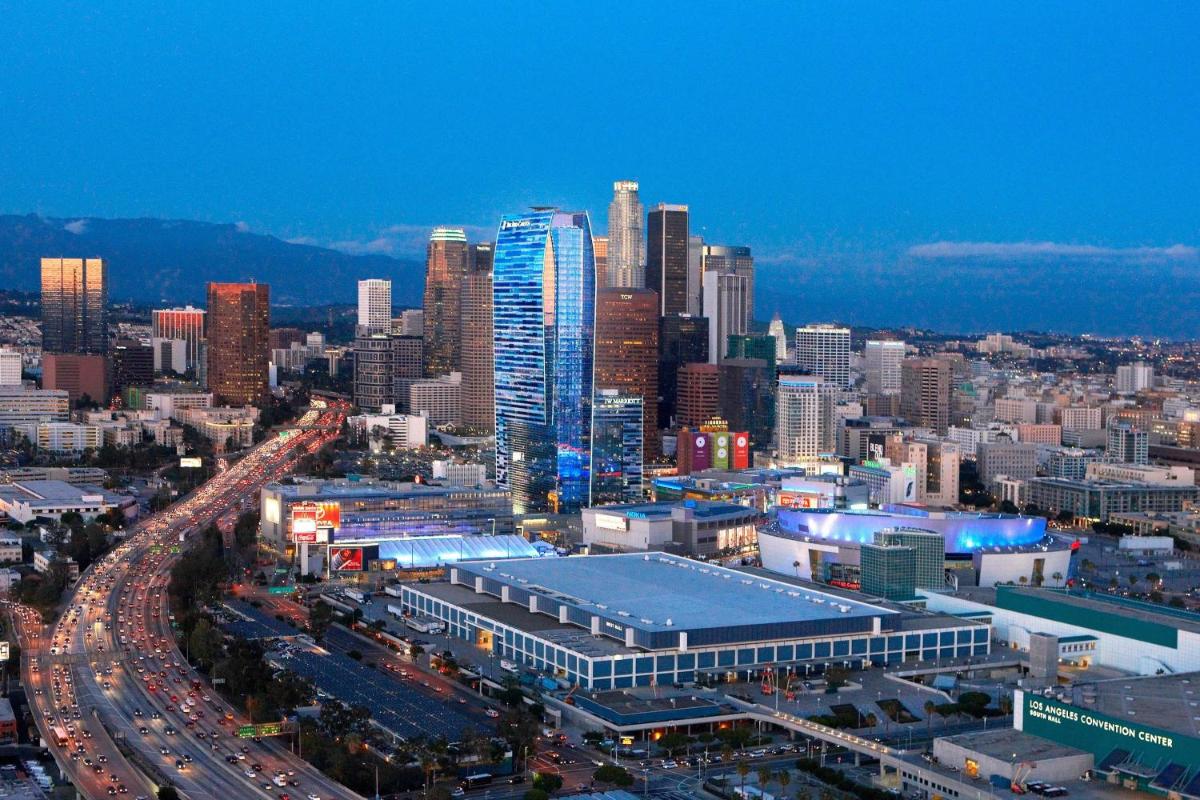 JW Marriott Los Angeles L.A. LIVE - Housity