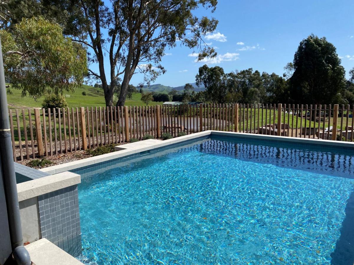 Headley Homestead - The Village Green - Housity