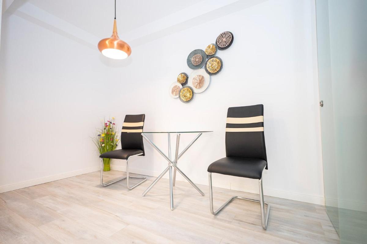 Aqua Breeze - Housity