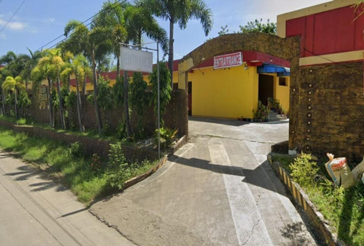 Golden Pegasus Hotel La Union by RedDoorz - Housity