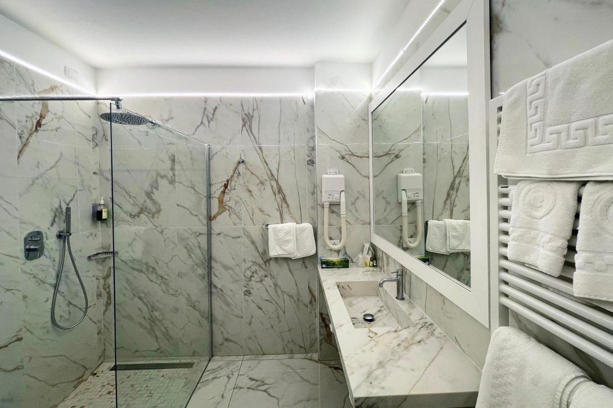 Hotel Claudio - Housity