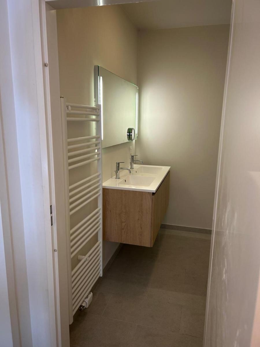 NEW Design apartment in Brussels - Housity