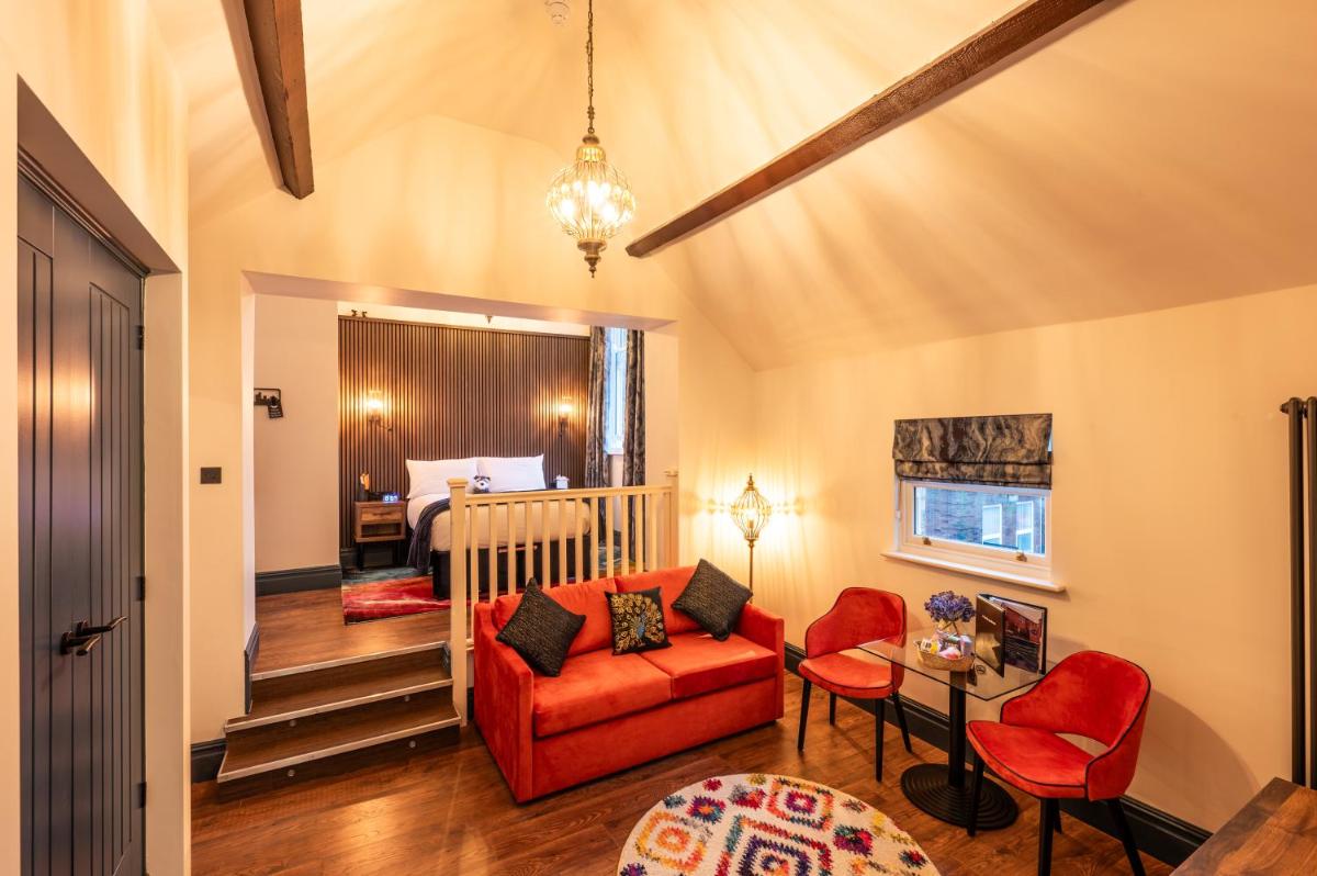 The Old Lyric Hall - A St David Aparthotel - Housity