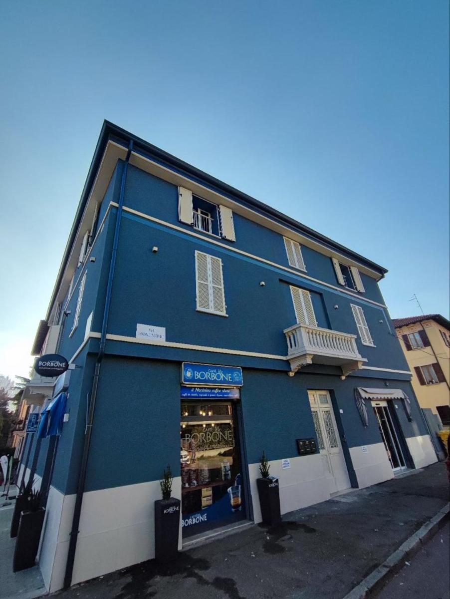 ROOMS,REGGIO AFFITTACAMERE con Bagno Privato, TV, Clima , Wi-Fi - Housity