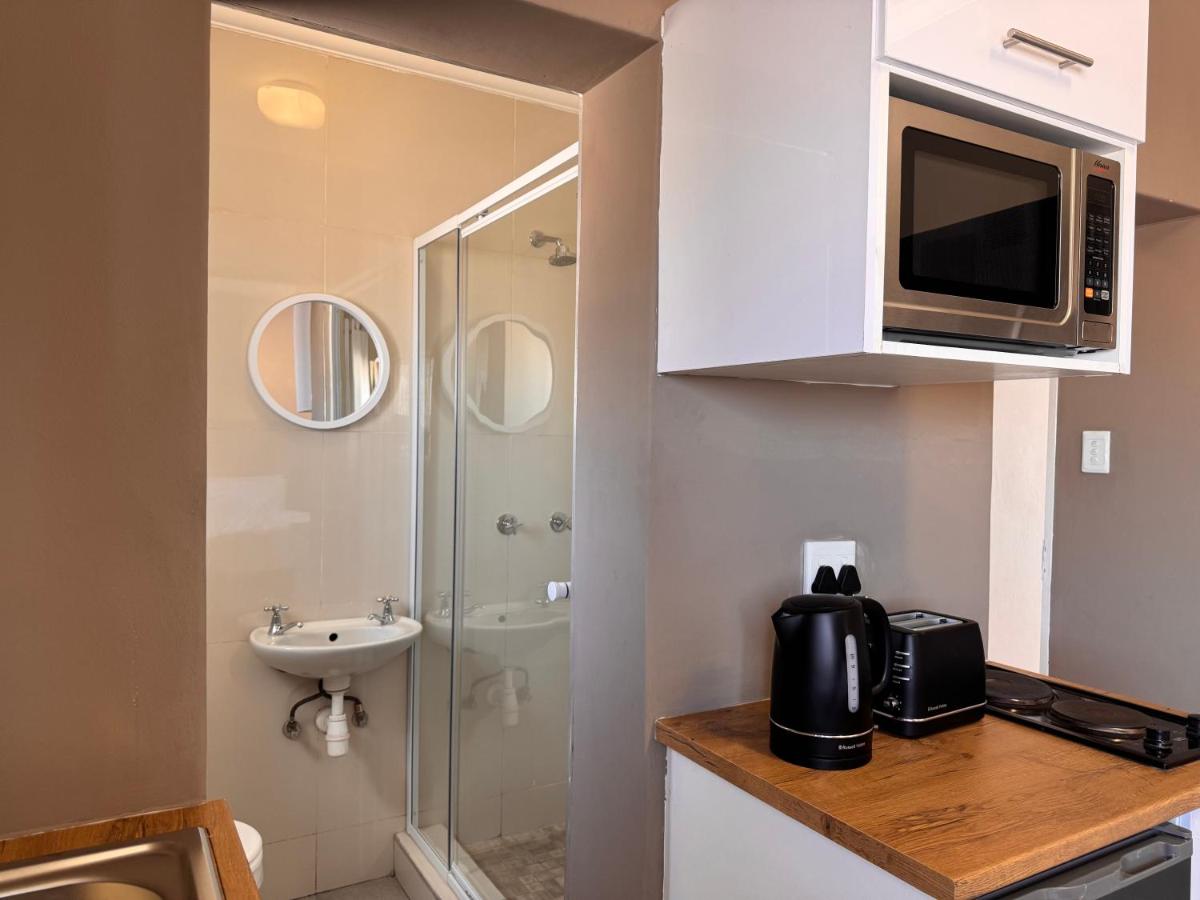 Stern self catering apartments - Hizvo