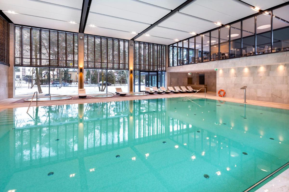 Eva Park Life & Spa - Housity