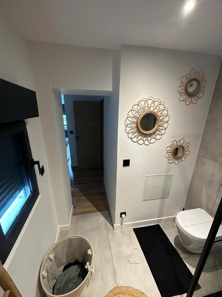Chambres dans Maison neuve au style chic et bohème - Housity