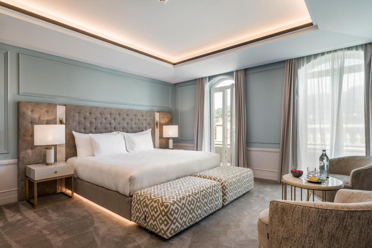 Uma cama ou camas num quarto em Amoure Hotel - The Leading Hotels of the World