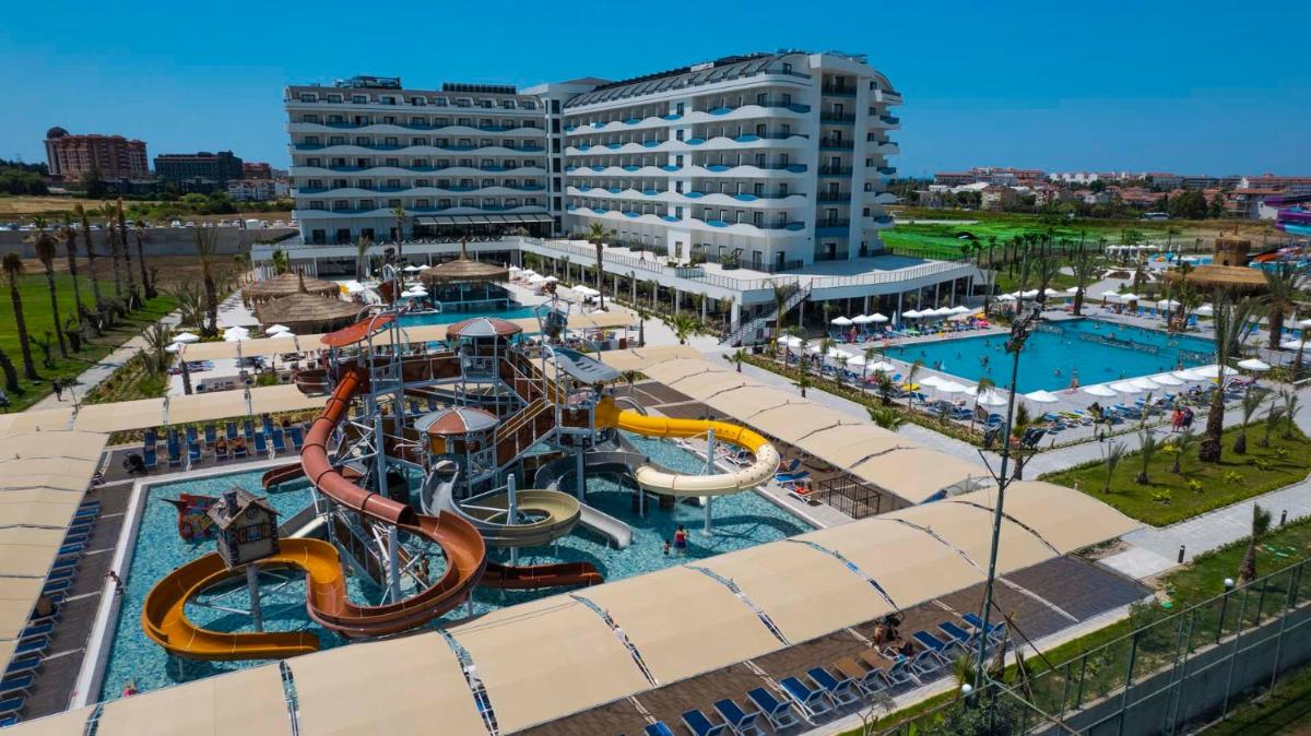 Dream Water World - Housity