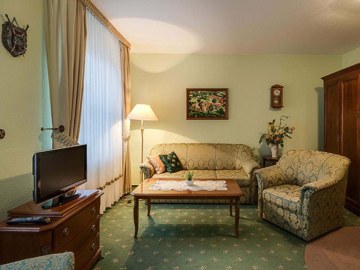 Hotel Zur Burg GmbH - Housity