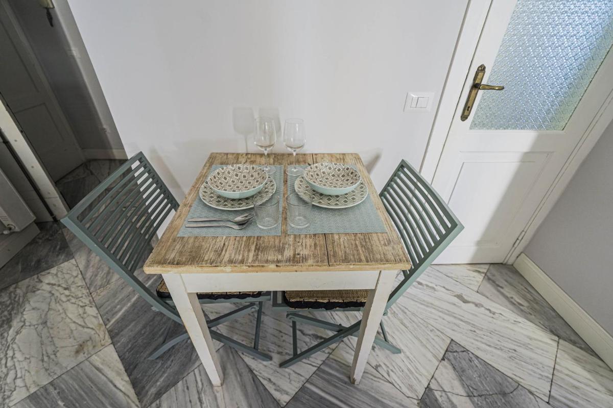 SuityRHome RioneMonti37 - Housity