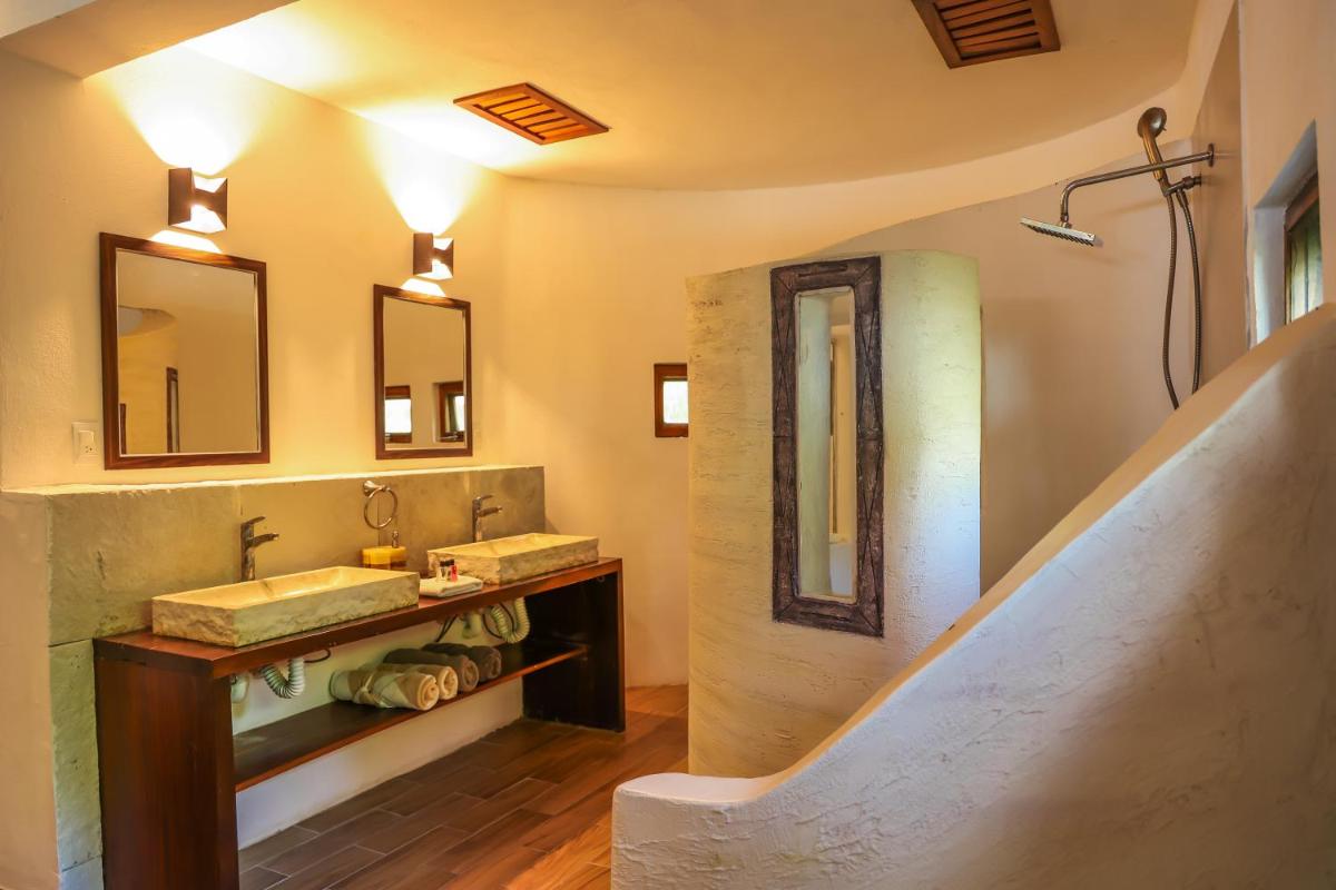 Casa Ak’ab’al Bacalar - Hizvo