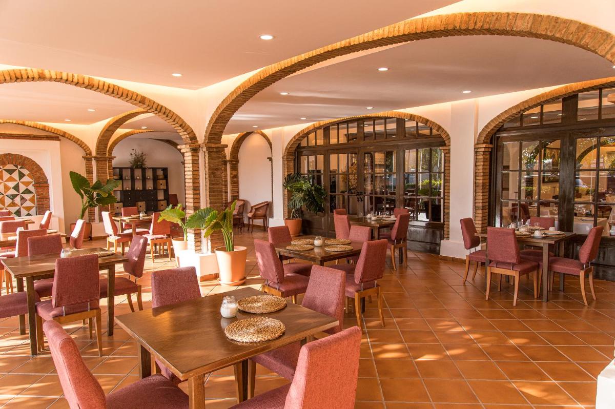Hotel-Restaurante Casa García Almonaster La Real - Housity