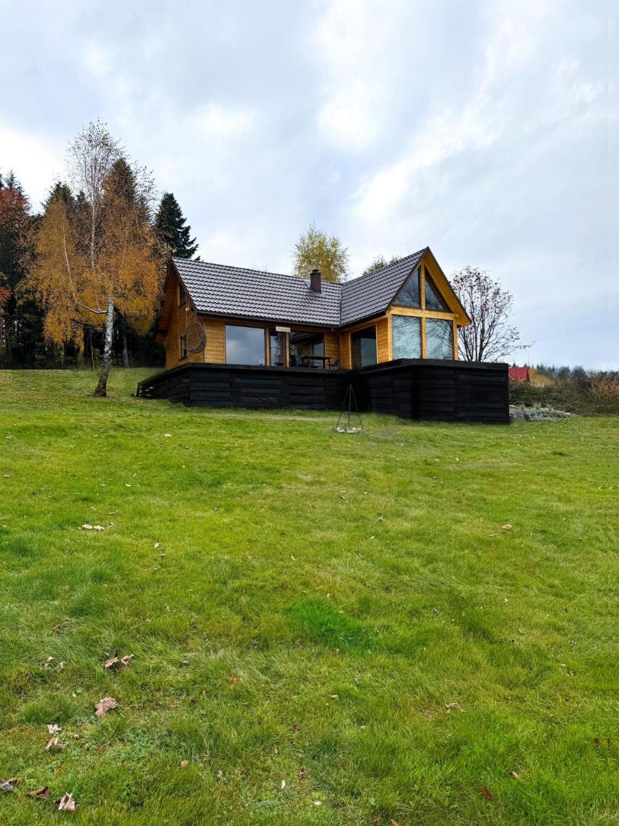 Chata z Kraja - Housity