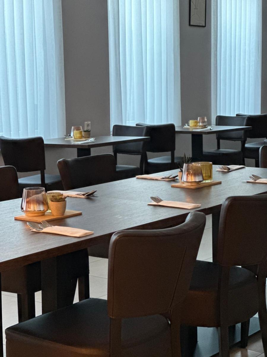 UNO Smart Köln Hürth - Housity