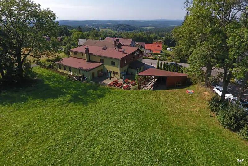 Penzion pod Ještědem - Housity