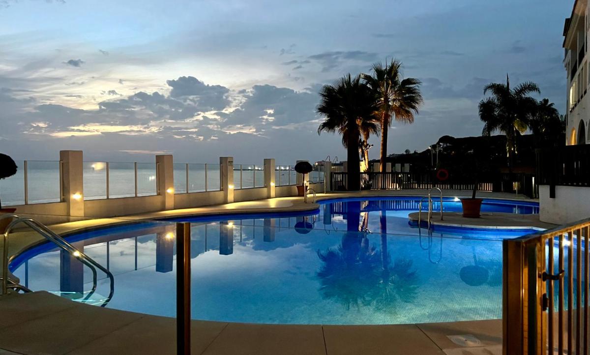 Beachfront Penthouse Apartment with Large Terrace and Breathtaking Sea Views close to Marbella Spain - Housity