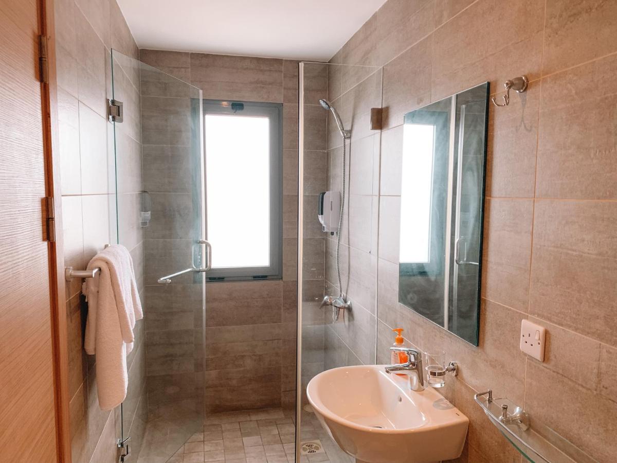 Sky Suites - Housity