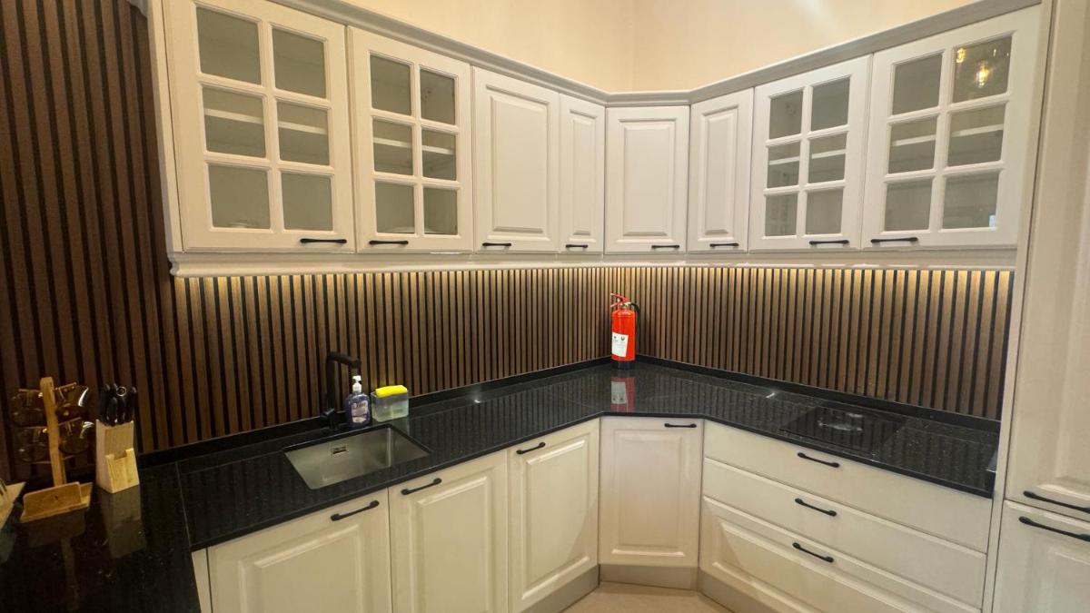 2 Bedroom Villa in Ras Al Khaimah with Privat swimming Pool - Housity