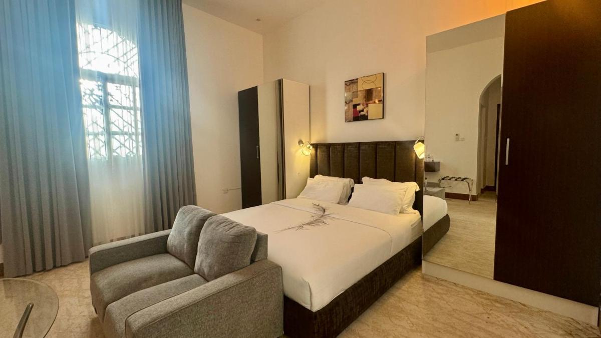 2 Bedroom Villa in Ras Al Khaimah with Privat swimming Pool - Housity