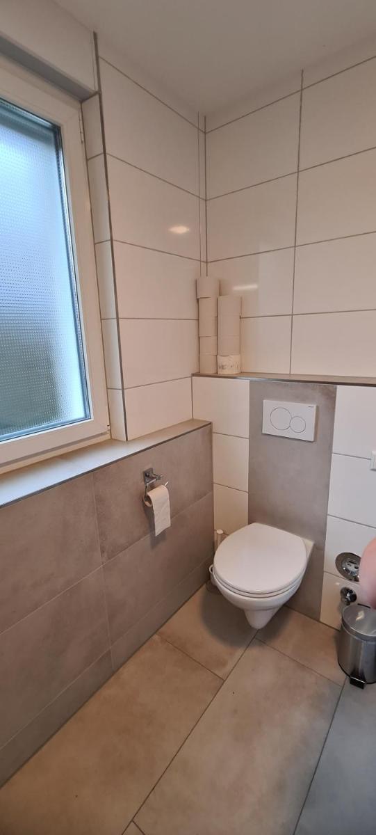 Weinstadt Weinberge - Housity