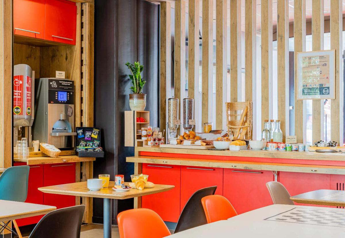 B&B HOTEL Arras Centre Les Places - Housity