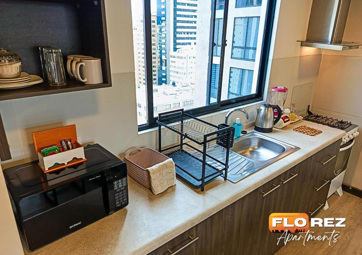 APT Cómodo, Céntrico, Calefacción, Vistas geniales!!! - Housity