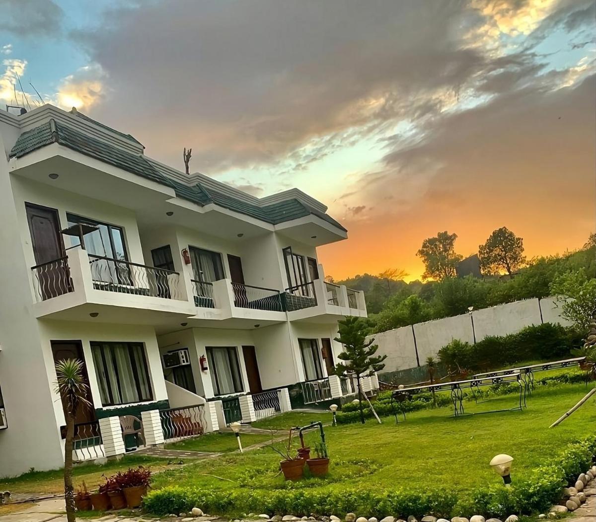 Van Durga Villas & Suites - Housity