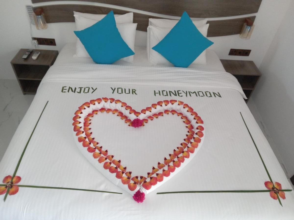 Nikabliss Dhigurah - Housity