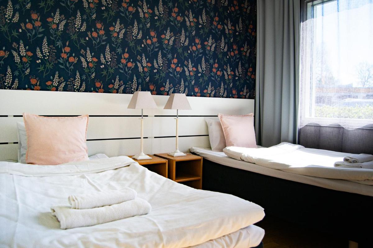 Hotel Sea Front - Housity
