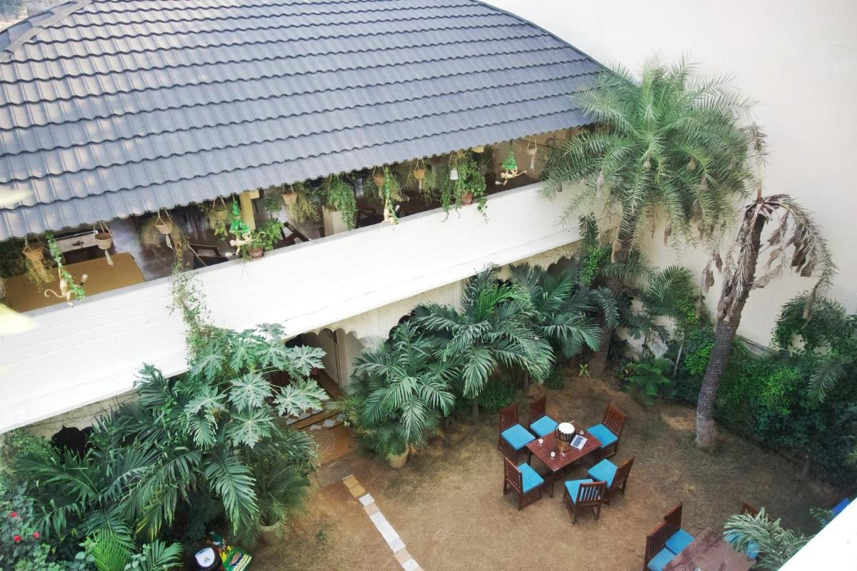 Banana Hostel Pushkar - Housity