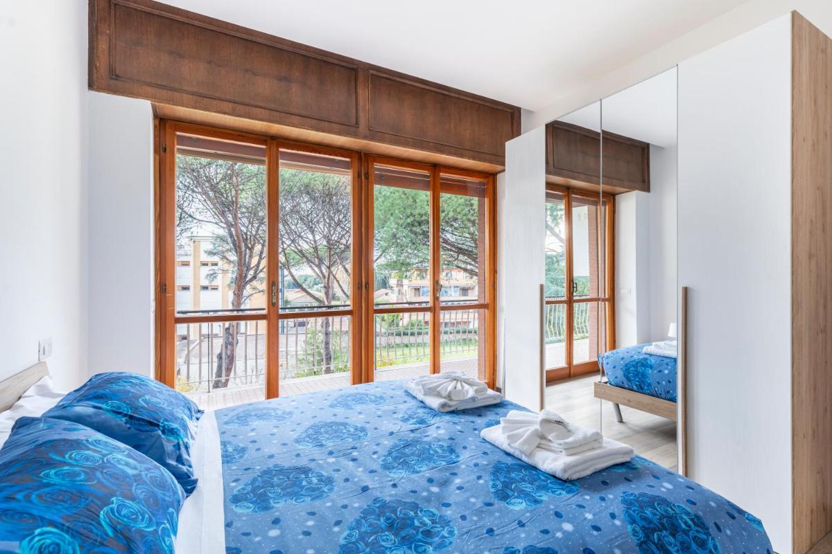 Parco degli Acquedotti 3bedr apt - Housity