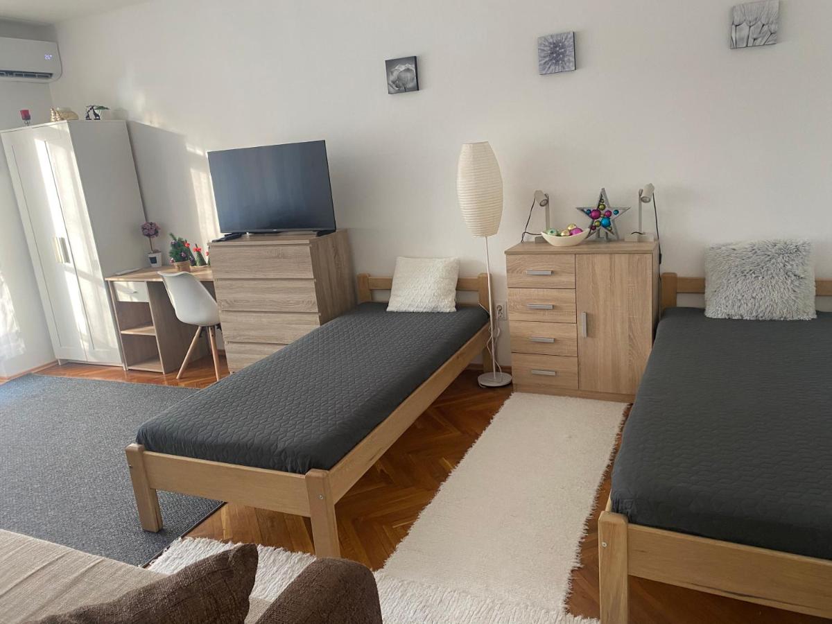 Központi apartman - Housity