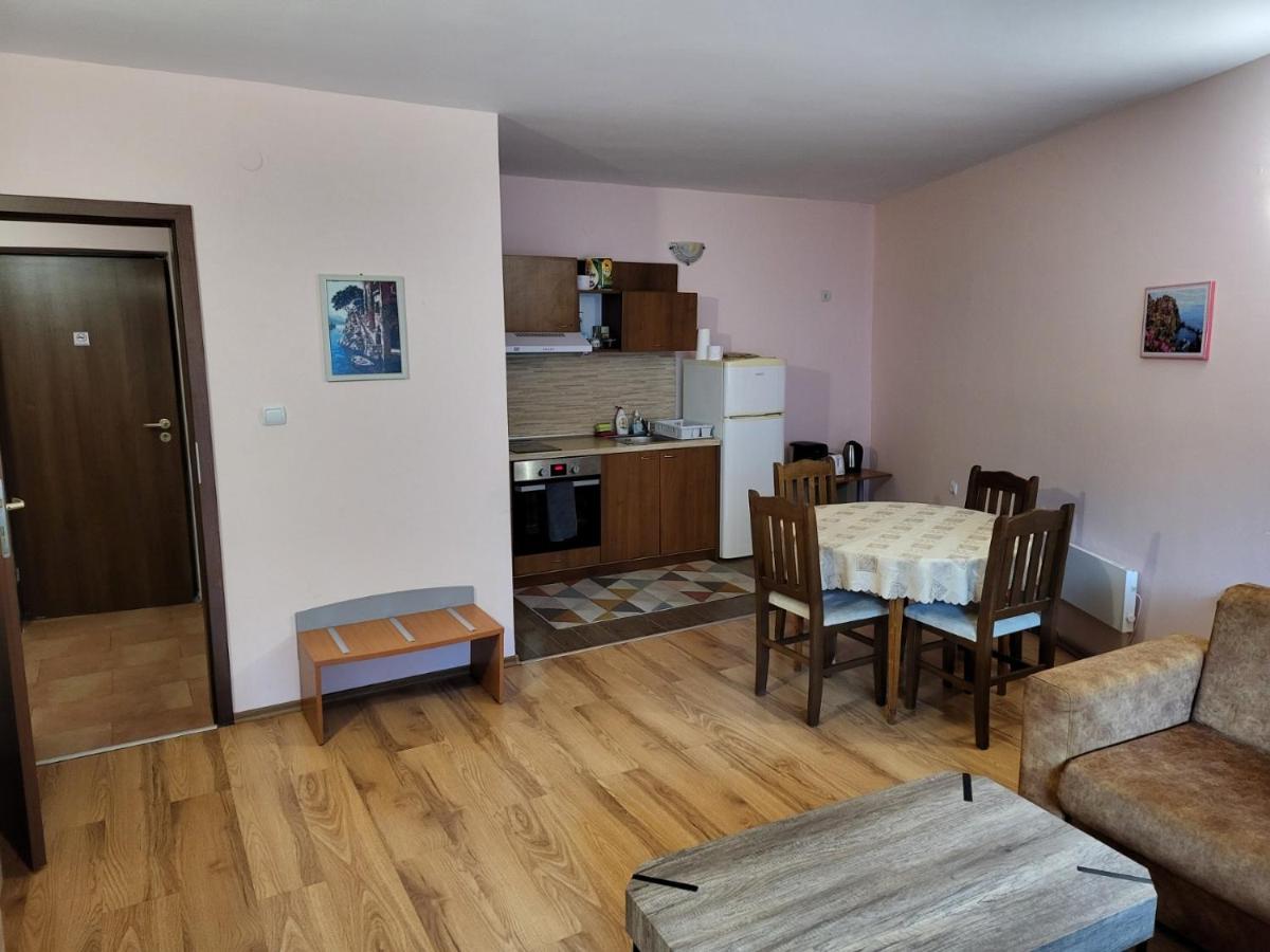 Evrika Forest - Housity